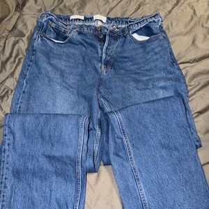 Universal Thread Light Blue Denim Jeans